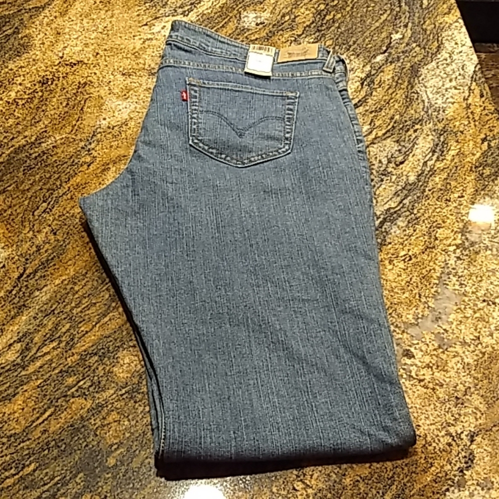 Levi's Womens Perfectly Shaping Bootcut Jeans 24wm